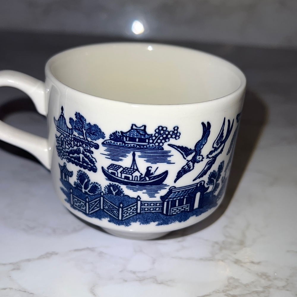 Orphan Churchill England Blue Willow Coffee Cup Please Adopt this lonely beauty